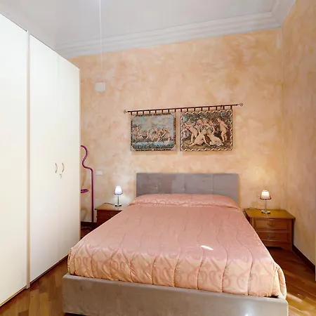Lejlighed La Casa Di Raffy Genova